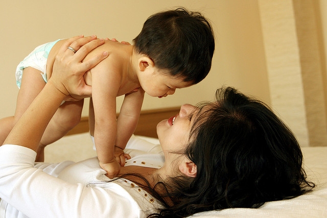 Az Emmi támogatja az anyákat a szoptatásban!